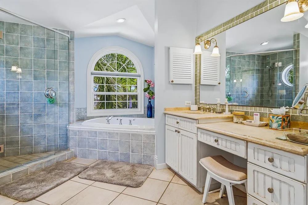 98 Southport Cove Bonita Springs, FL 34134
