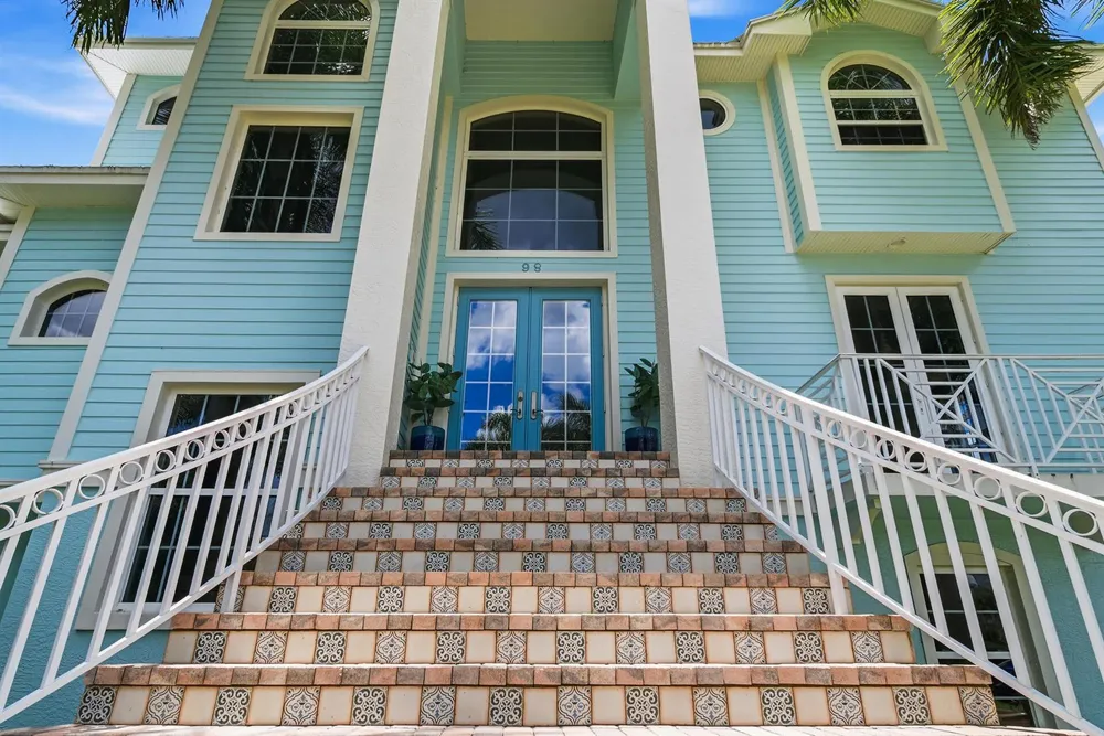 98 Southport Cove Bonita Springs, FL 34134