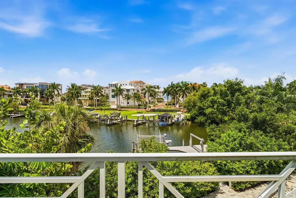 98 Southport Cove Bonita Springs, FL 34134