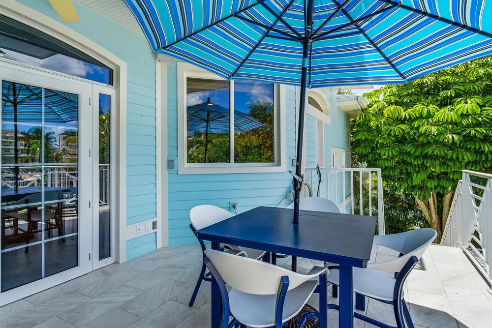 98 Southport Cove Bonita Springs, FL 34134