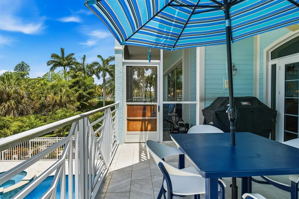 98 Southport Cove Bonita Springs, FL 34134
