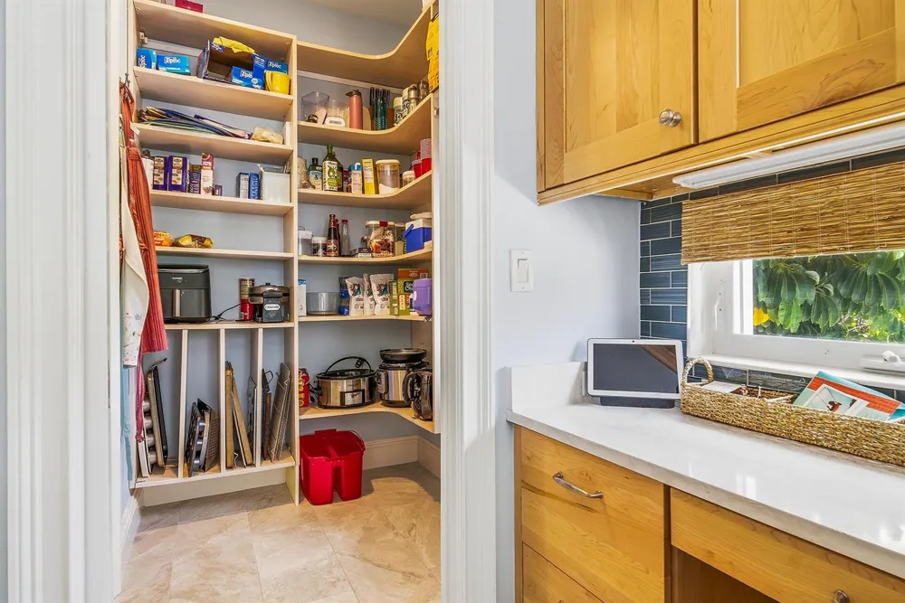 98 Southport Cove Bonita Springs, FL 34134