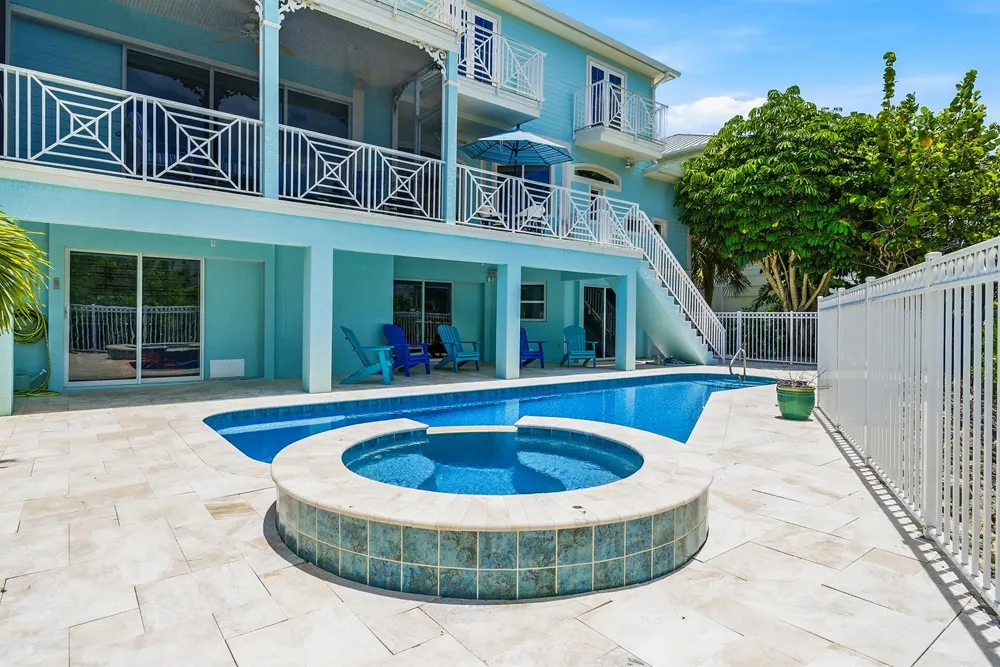 98 Southport Cove Bonita Springs, FL 34134