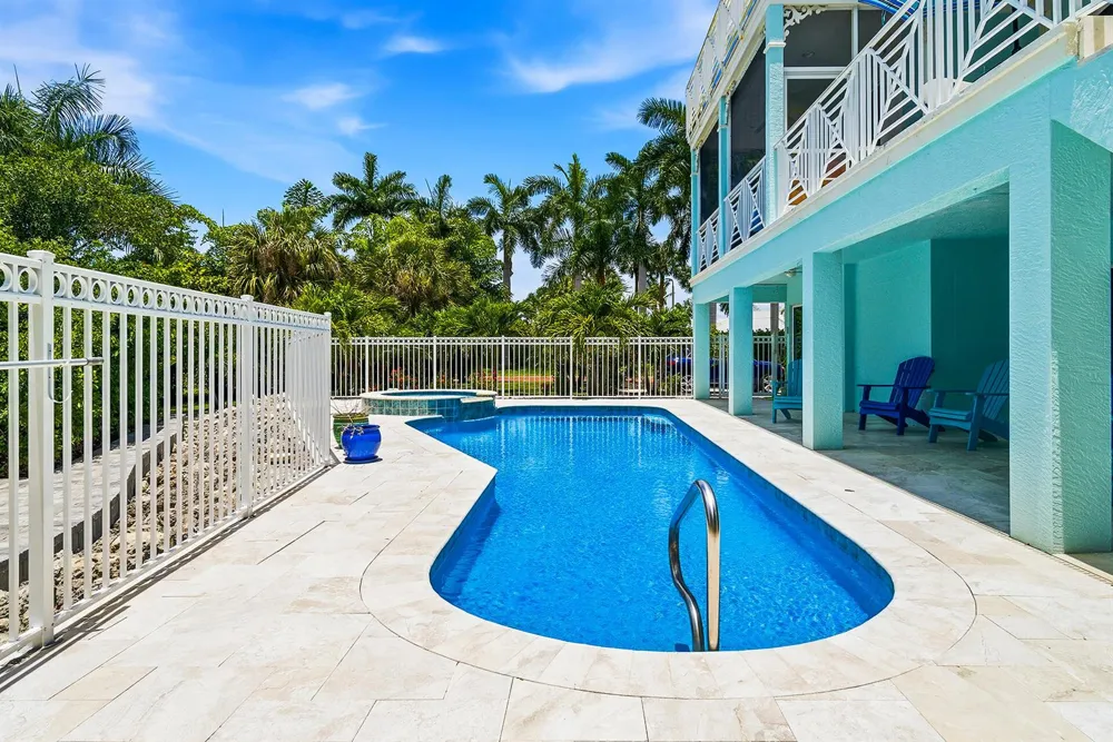 98 Southport Cove Bonita Springs, FL 34134
