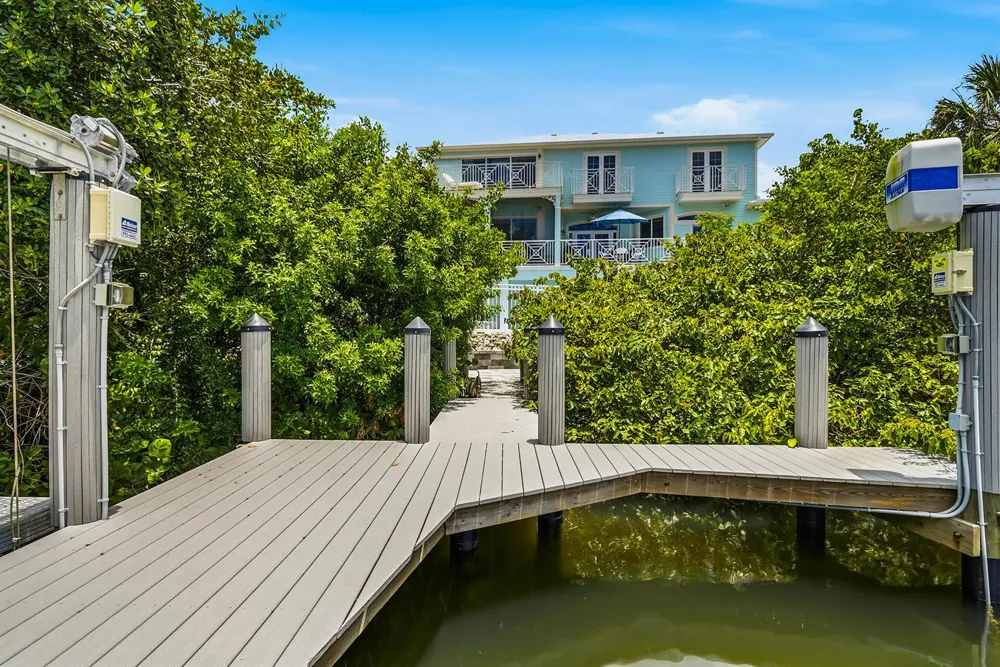 98 Southport Cove Bonita Springs, FL 34134