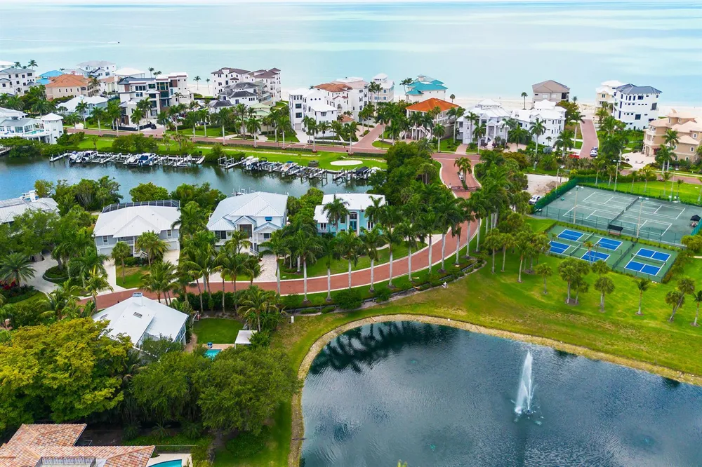98 Southport Cove Bonita Springs, FL 34134