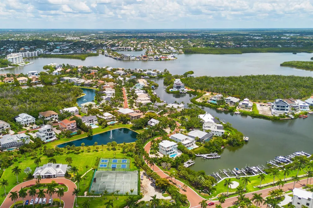 98 Southport Cove Bonita Springs, FL 34134