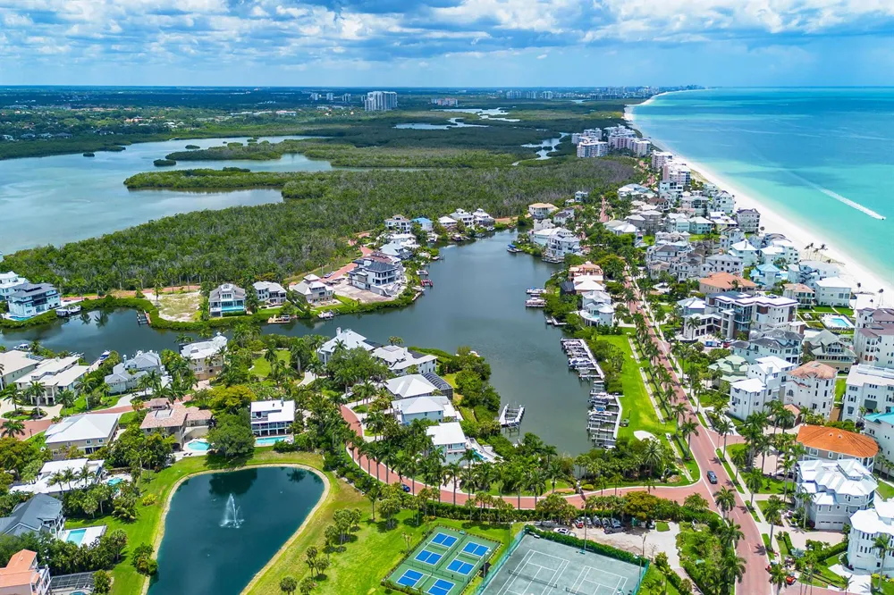 98 Southport Cove Bonita Springs, FL 34134