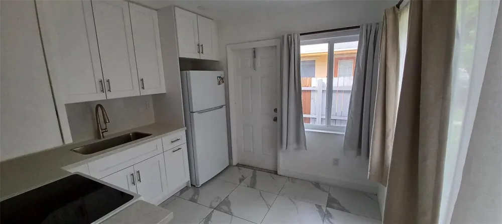 602 SE 2nd Avenue Dania Beach, FL 33004