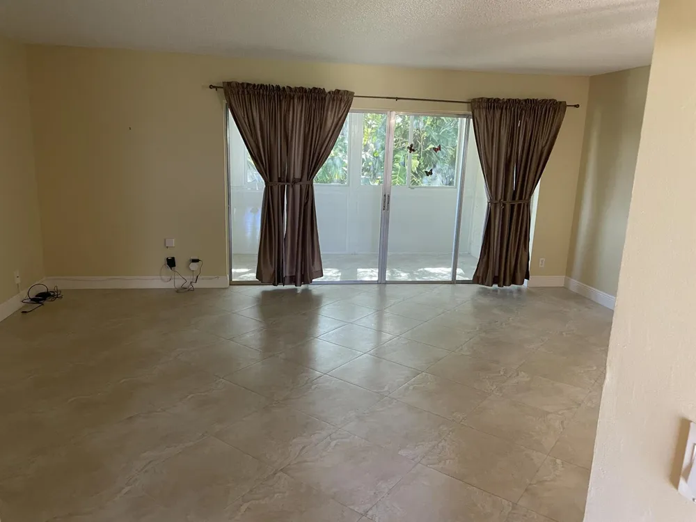 705 Lori Drive #315 Palm Springs, FL 33461