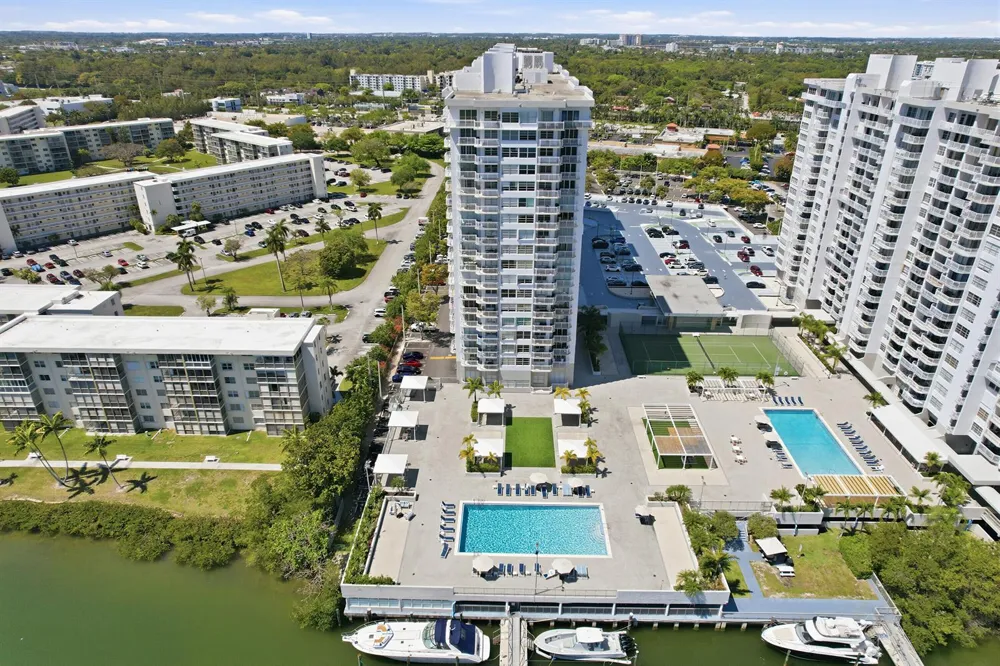 18011 Biscayne Boulevard #1502 Aventura, FL 33160