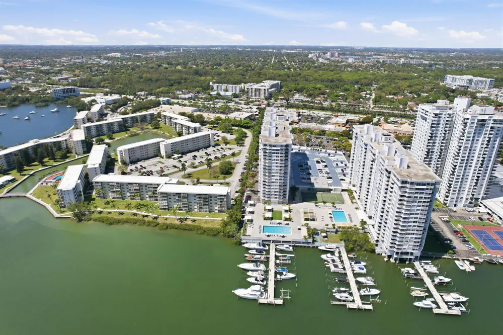 18011 Biscayne Boulevard #1502 Aventura, FL 33160