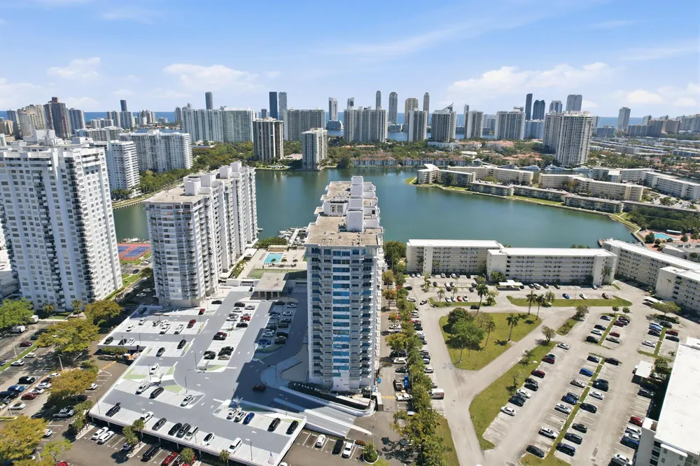 18011 Biscayne Boulevard #1502 Aventura, FL 33160