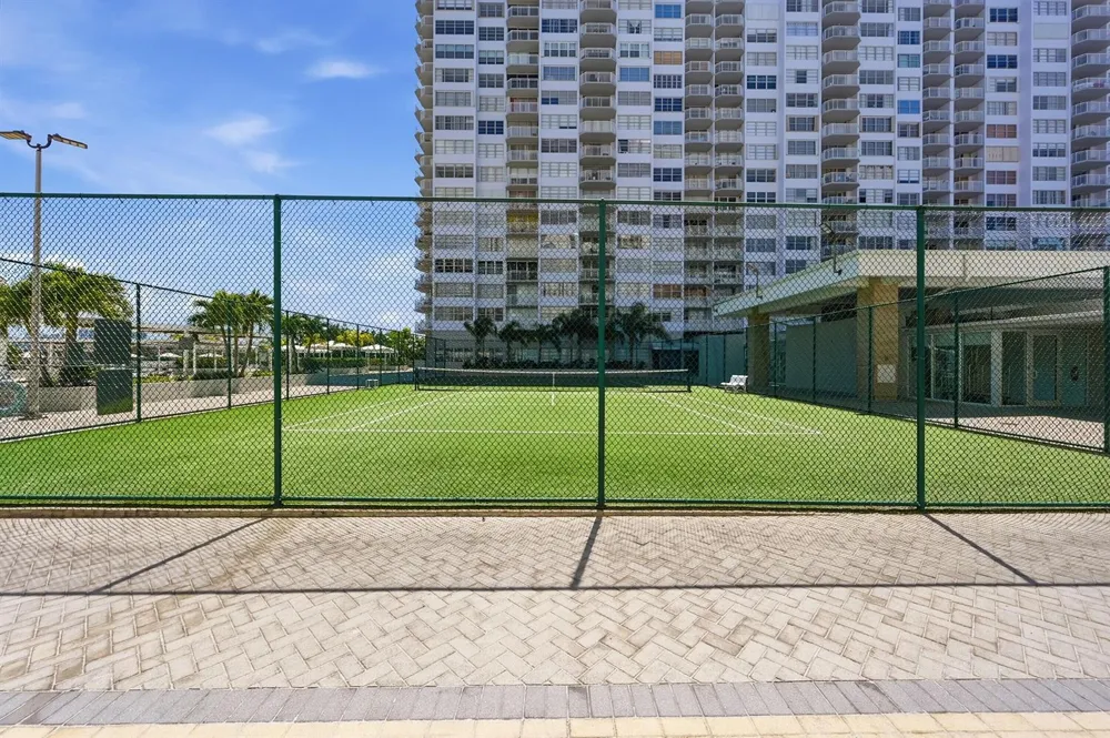 18011 Biscayne Boulevard #1502 Aventura, FL 33160