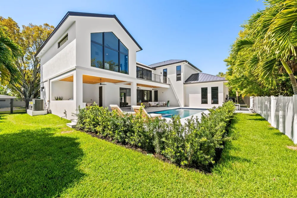 2625 NE 29th Court Fort Lauderdale, FL 33306