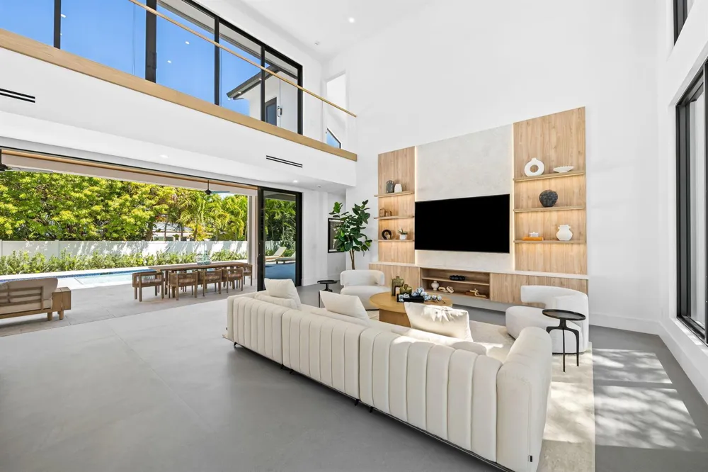 2625 NE 29th Court Fort Lauderdale, FL 33306