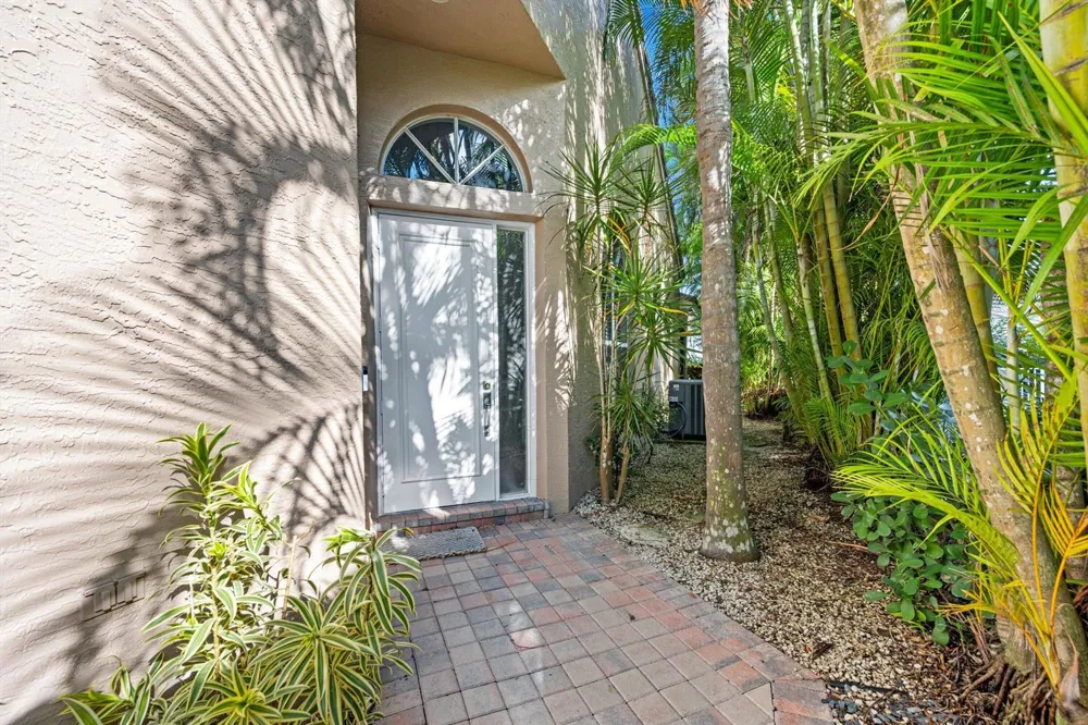 4657 Carlton Golf Drive Lake Worth, FL 33449