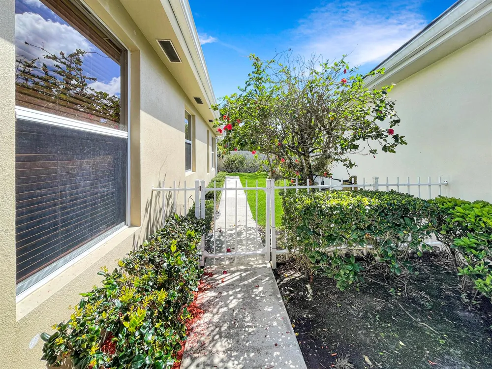 2913 SW Brighton Way Palm City, FL 34990