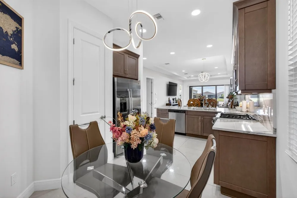 4805 Saint Armands Way Westlake, FL 33470