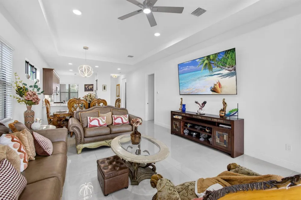 4805 Saint Armands Way Westlake, FL 33470