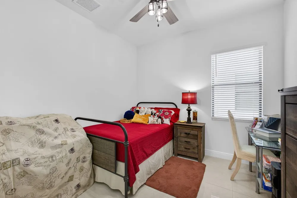 4805 Saint Armands Way Westlake, FL 33470