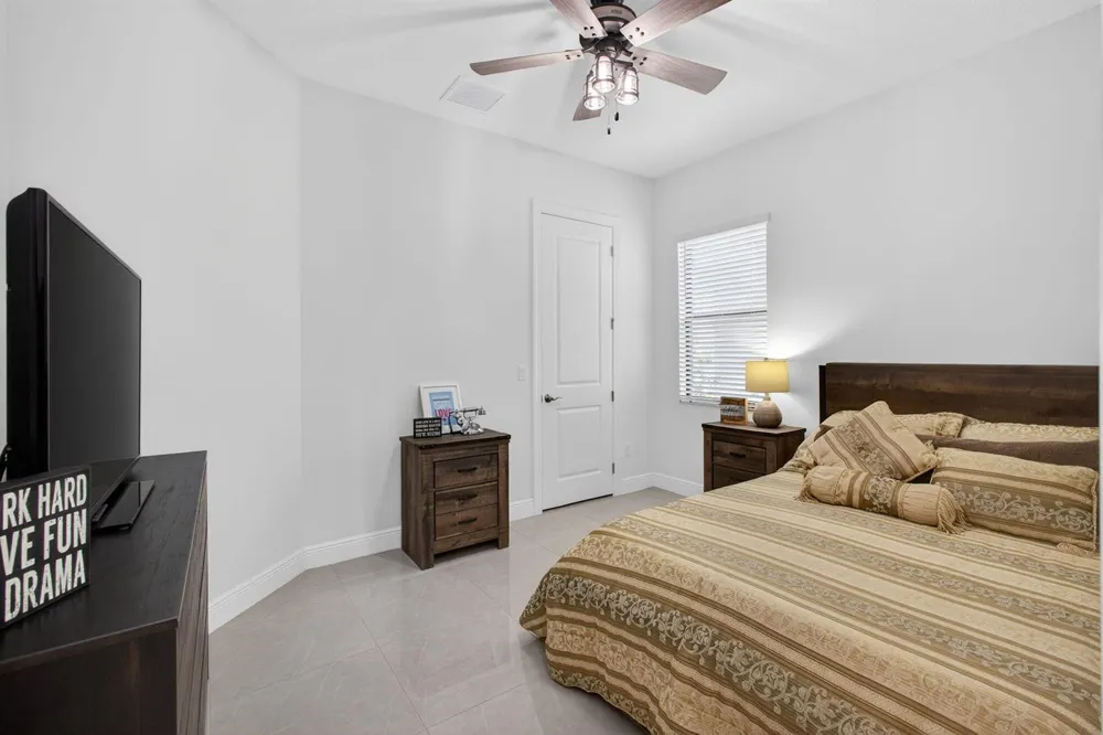 4805 Saint Armands Way Westlake, FL 33470