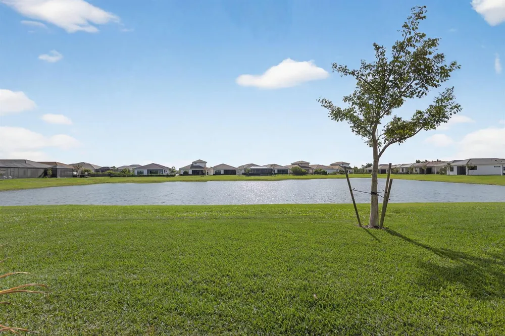 4805 Saint Armands Way Westlake, FL 33470