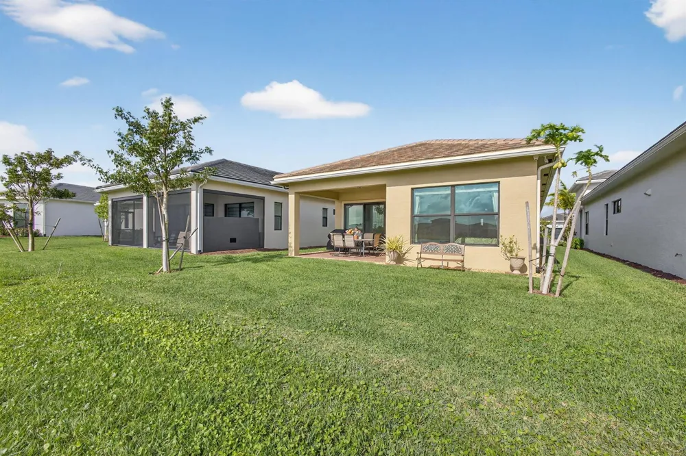 4805 Saint Armands Way Westlake, FL 33470