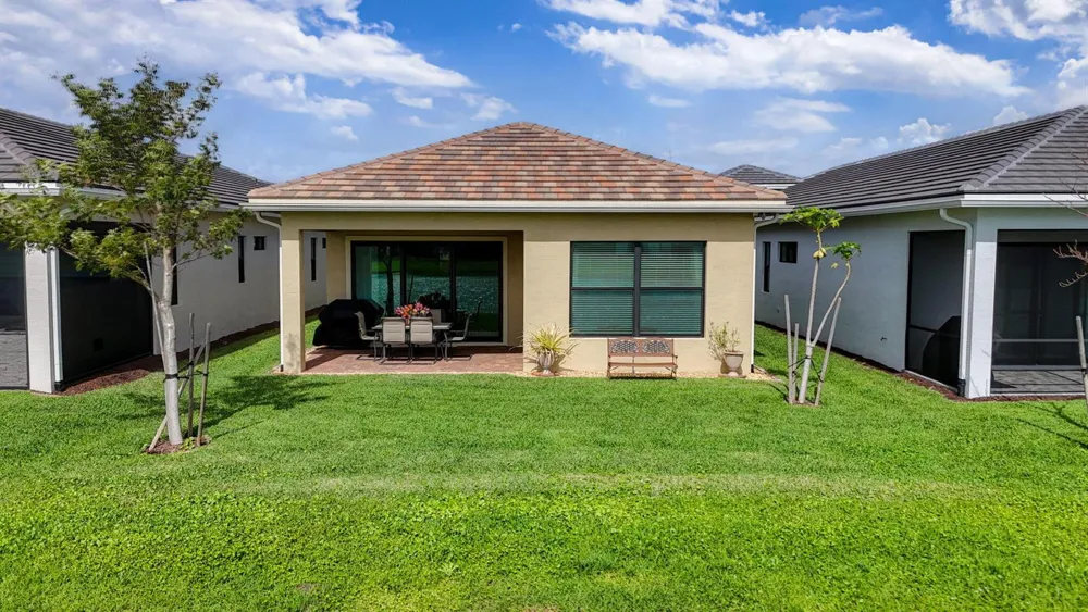 4805 Saint Armands Way Westlake, FL 33470