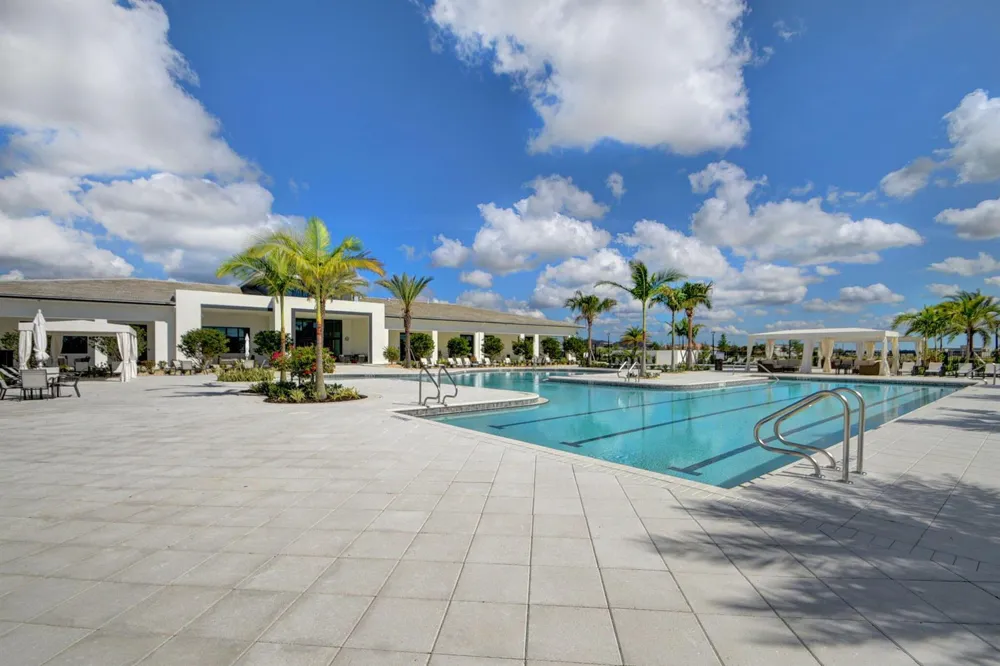 4805 Saint Armands Way Westlake, FL 33470