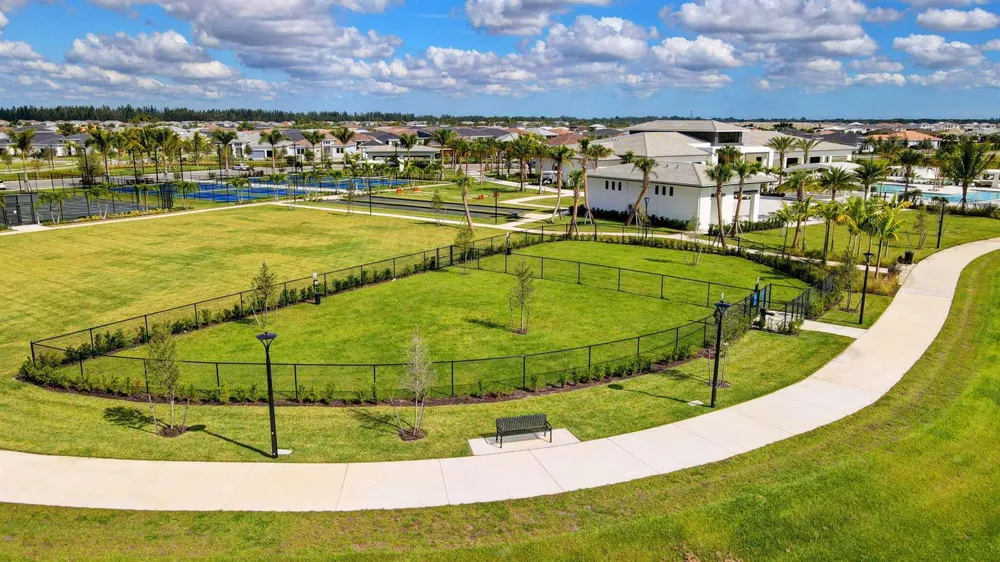 4805 Saint Armands Way Westlake, FL 33470