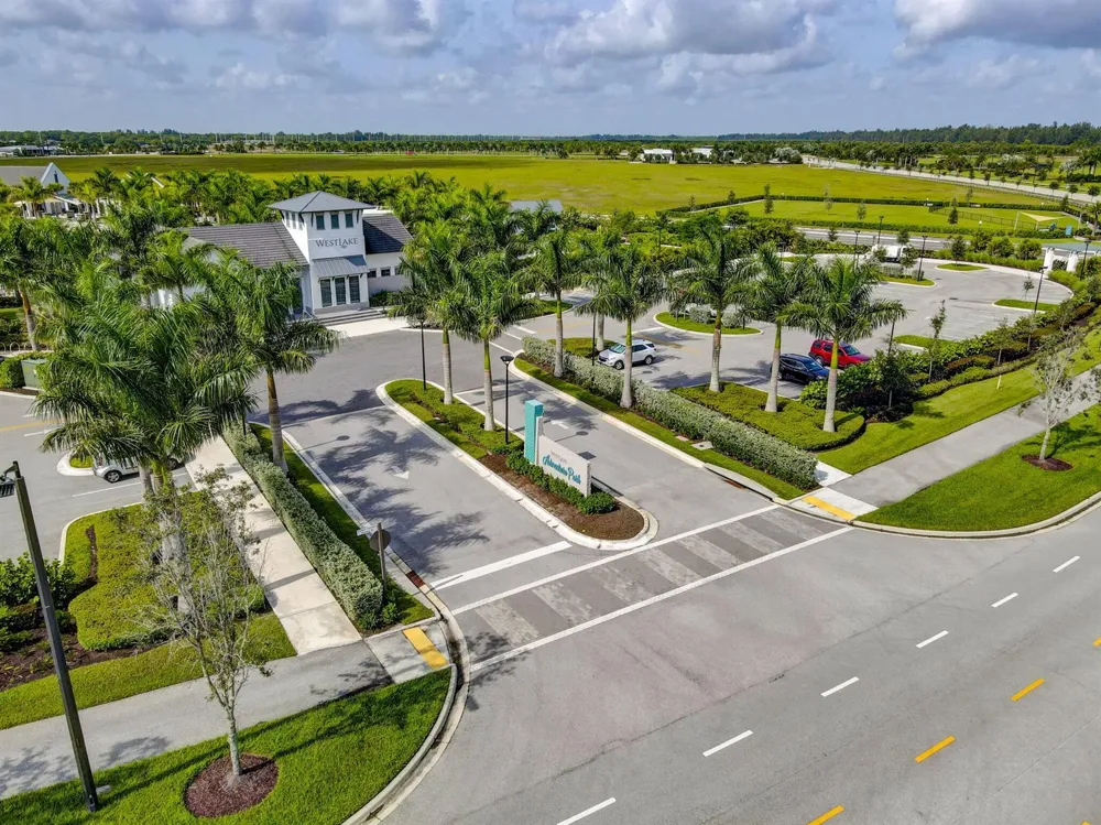 4805 Saint Armands Way Westlake, FL 33470