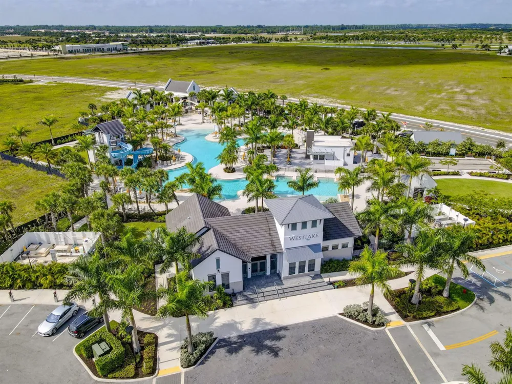 4805 Saint Armands Way Westlake, FL 33470