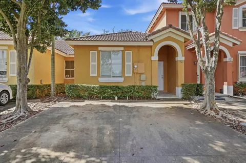 1584 SW 2nd Street