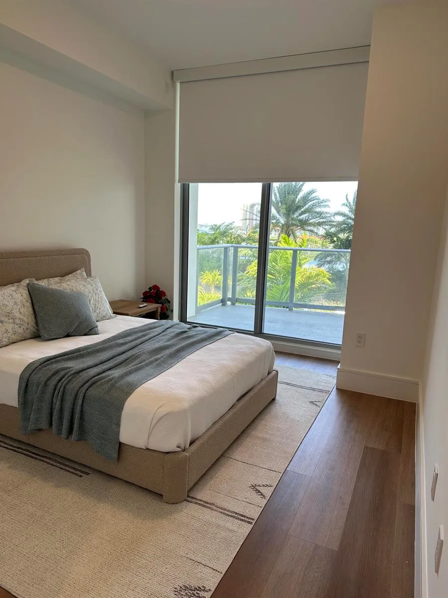 220 Lake Shore Drive #715 Lake Park, FL 33403