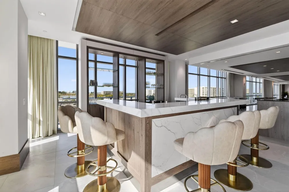 220 Lake Shore Drive #715 Lake Park, FL 33403