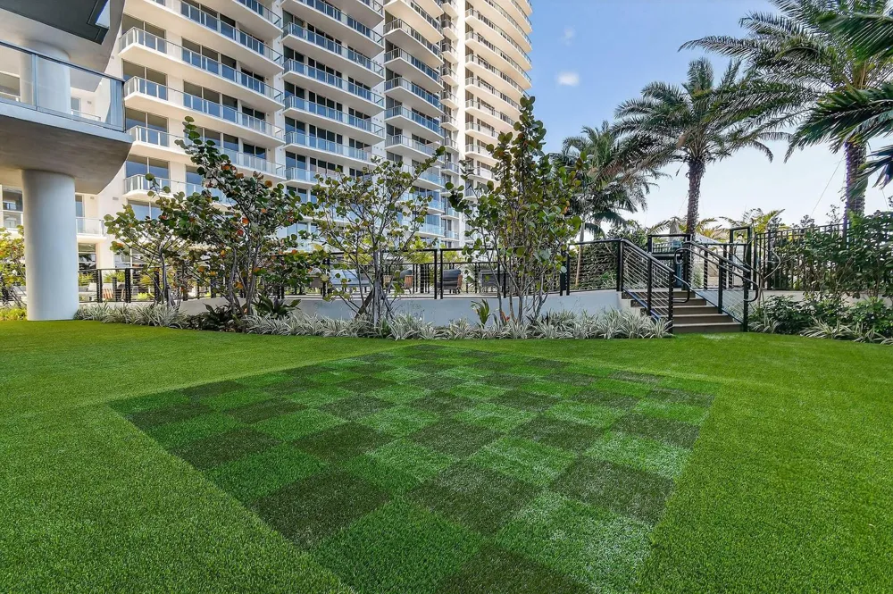 220 Lake Shore Drive #715 Lake Park, FL 33403