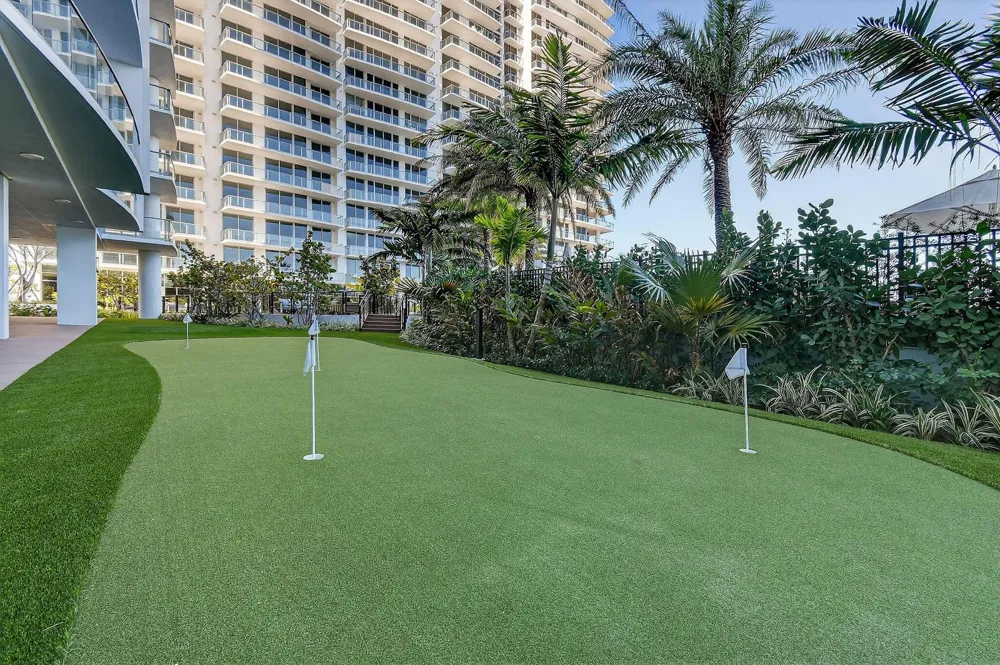 220 Lake Shore Drive #715 Lake Park, FL 33403
