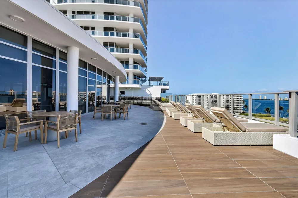 220 Lake Shore Drive #715 Lake Park, FL 33403