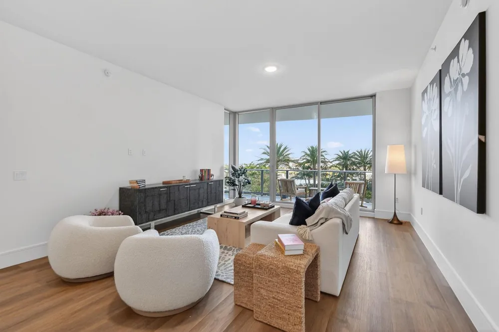 220 Lake Shore Drive #715 Lake Park, FL 33403