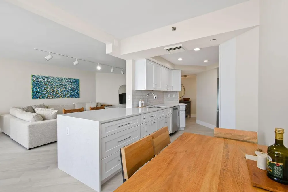 3560 S Ocean Boulevard #907 South Palm Beach, FL 33480