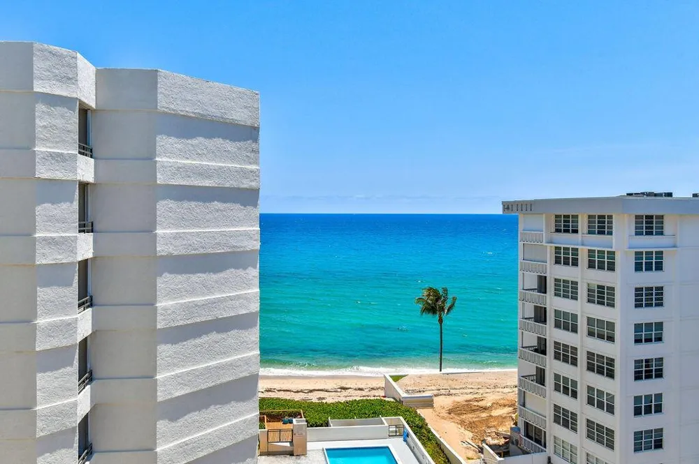 3560 S Ocean Boulevard #907 South Palm Beach, FL 33480