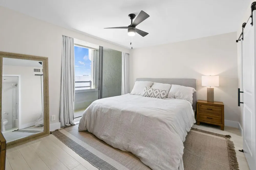 3560 S Ocean Boulevard #907 South Palm Beach, FL 33480