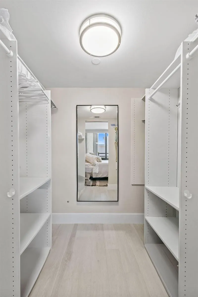 3560 S Ocean Boulevard #907 South Palm Beach, FL 33480