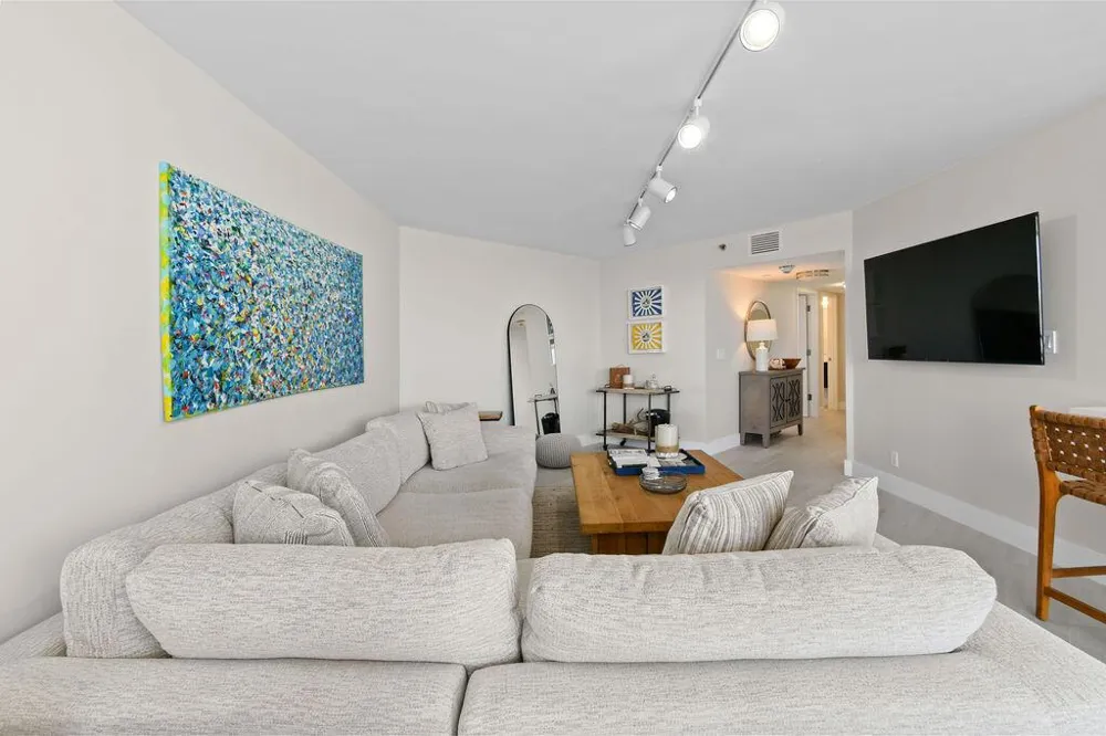 3560 S Ocean Boulevard #907 South Palm Beach, FL 33480