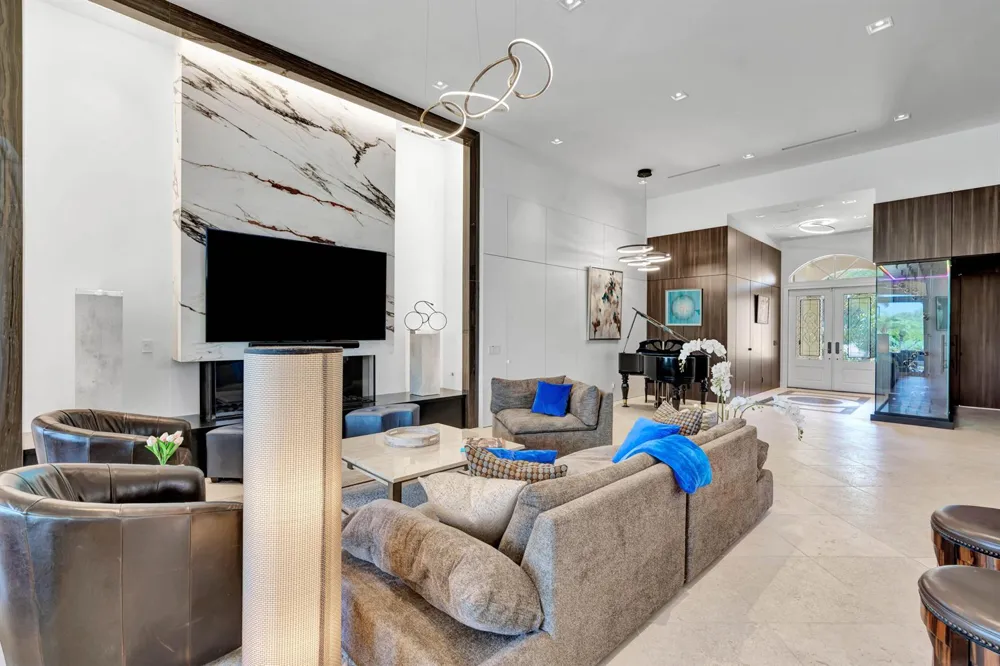 186 Golf Village Boulevard Jupiter, FL 33458