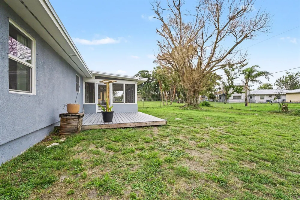2174 Dickens Street NE Palm Bay, FL 32907