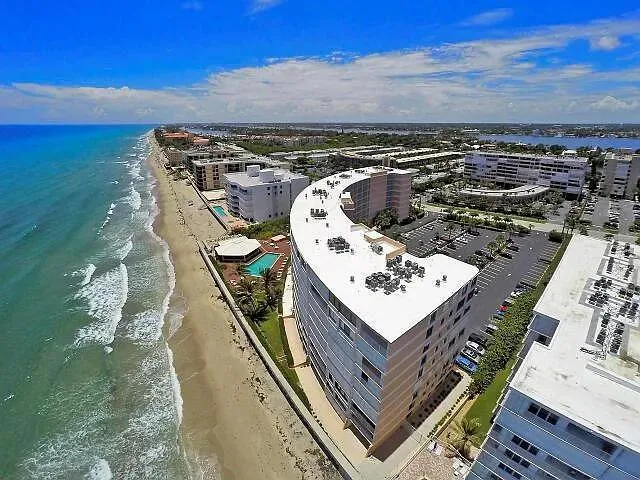 3590 S Ocean Boulevard #207 South Palm Beach, FL 33480