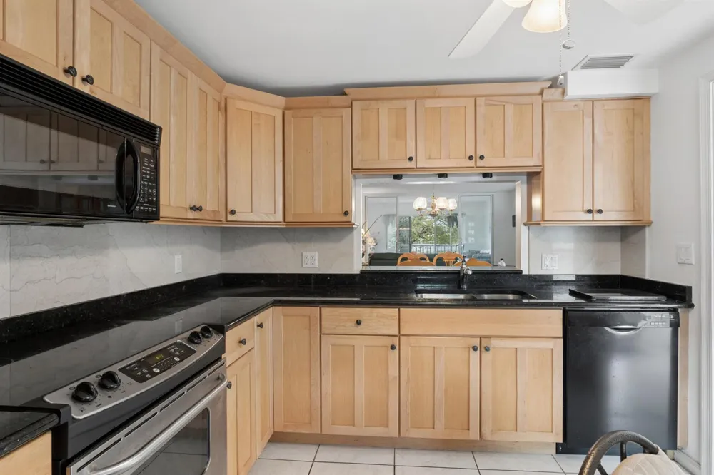 250 John F Kennedy Drive #202 Atlantis, FL 33462