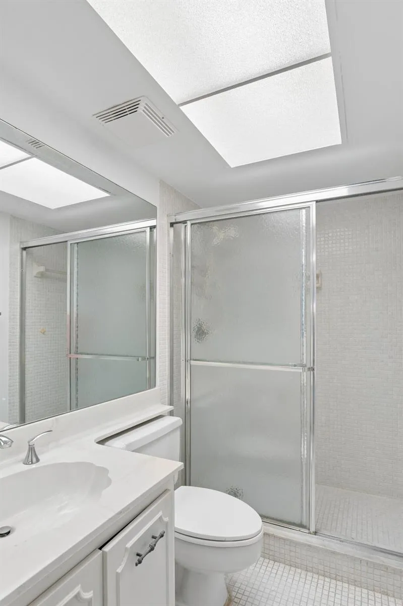 250 John F Kennedy Drive #202 Atlantis, FL 33462